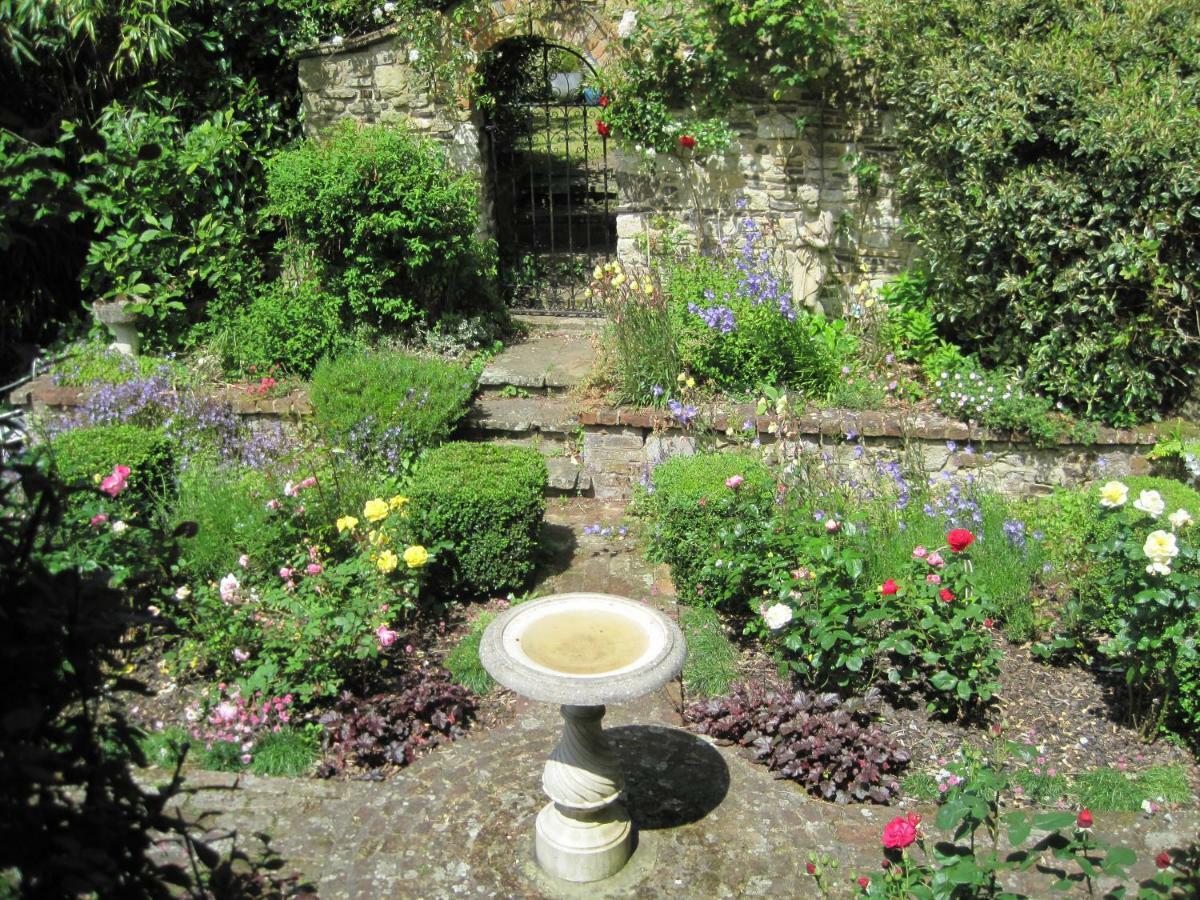 فارنهام Tilford Mill Cottage المظهر الخارجي الصورة